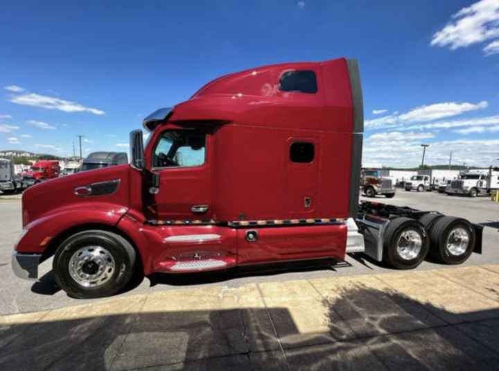 this image shows mobile truck repair in Bellflower, CA